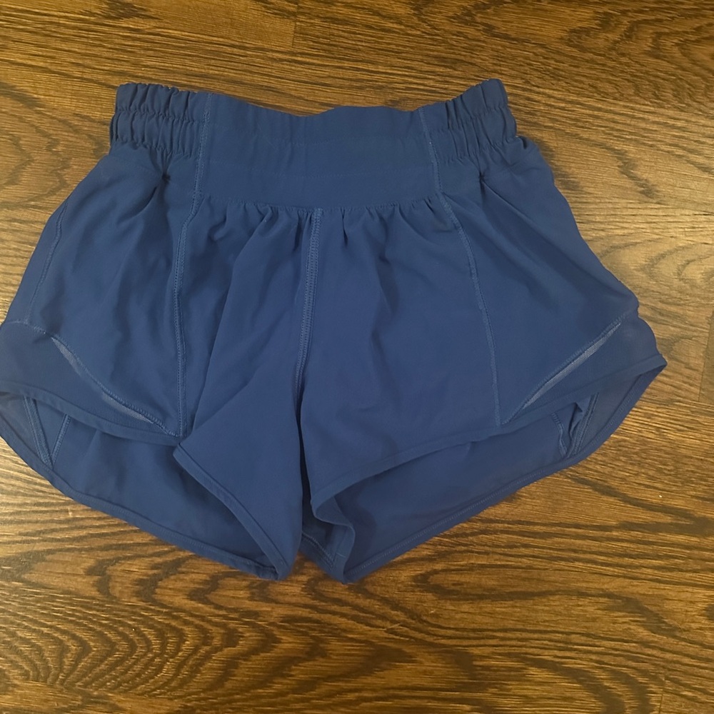 Lululemon Hotty Hot Low-Rise Lined
Short 2.5" - Royal Blue - Size 0
